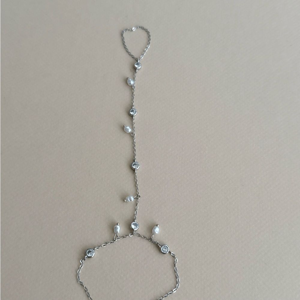 Crystal hand chain M1752 - Picture 4 of 5